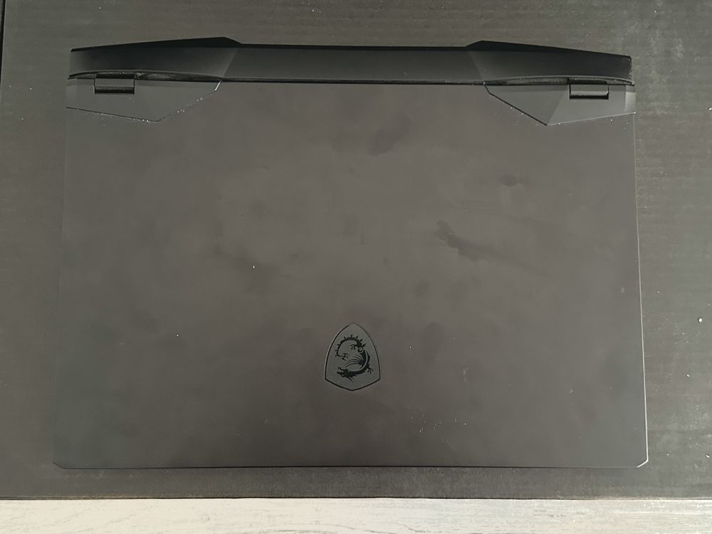 Геймърски Лаптоп MSI GP66 144Hz (I7, RTX 3070, 64 RAM)