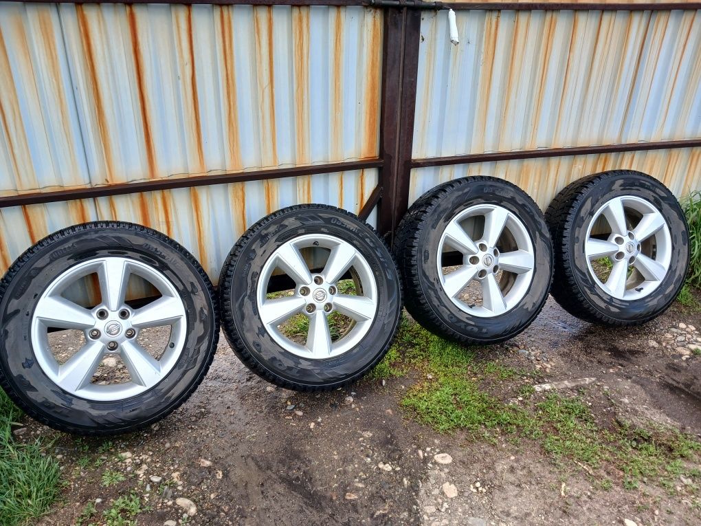 Продам диски с резинай