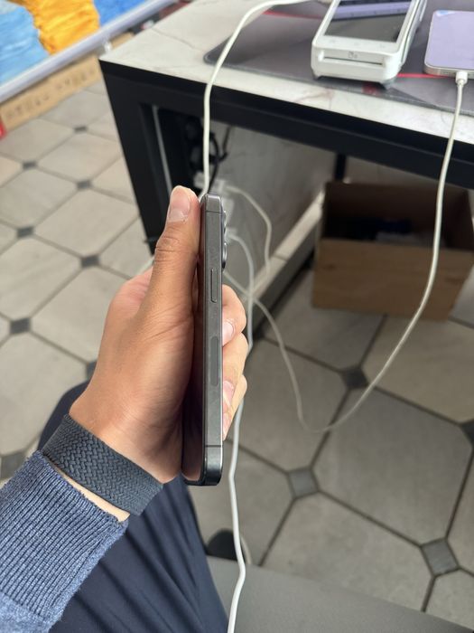 Iphone 15 pro srochna