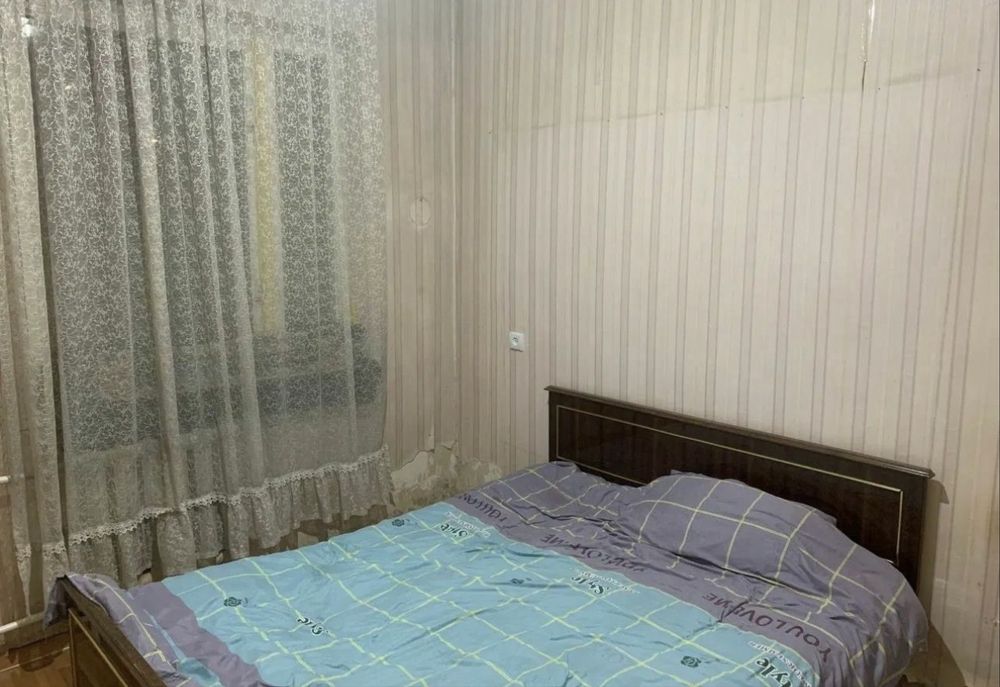 Код 810  Продам 2/1/4 ком квартиру куйлюк массив 1 кирпич ул Муниса