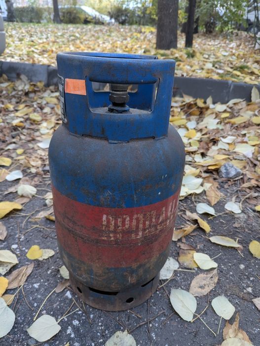 Газови бутилки 10 кг / 22.7 л пропан-бутан