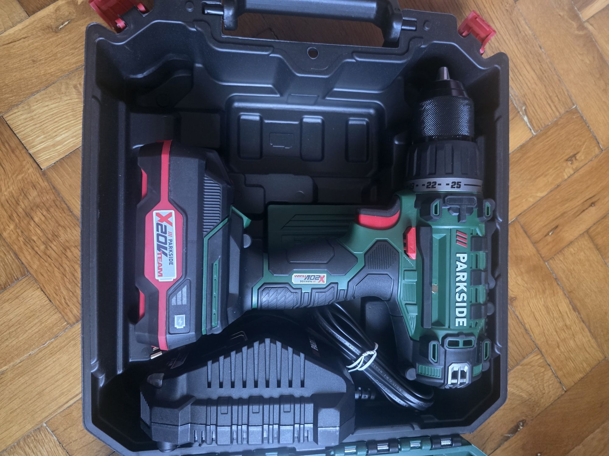 Акумулаторна бормашина Parkside, 20V, 1400 об/мин, 45Nm Чисто нова!