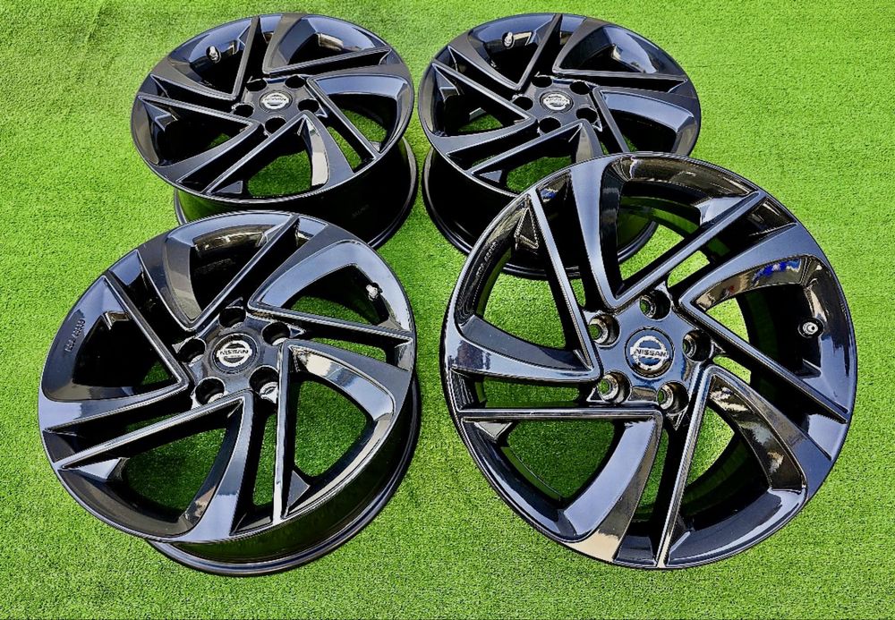 17” 5x114.3 Оригинални лети джанти за NISSAN (7J, ET40)