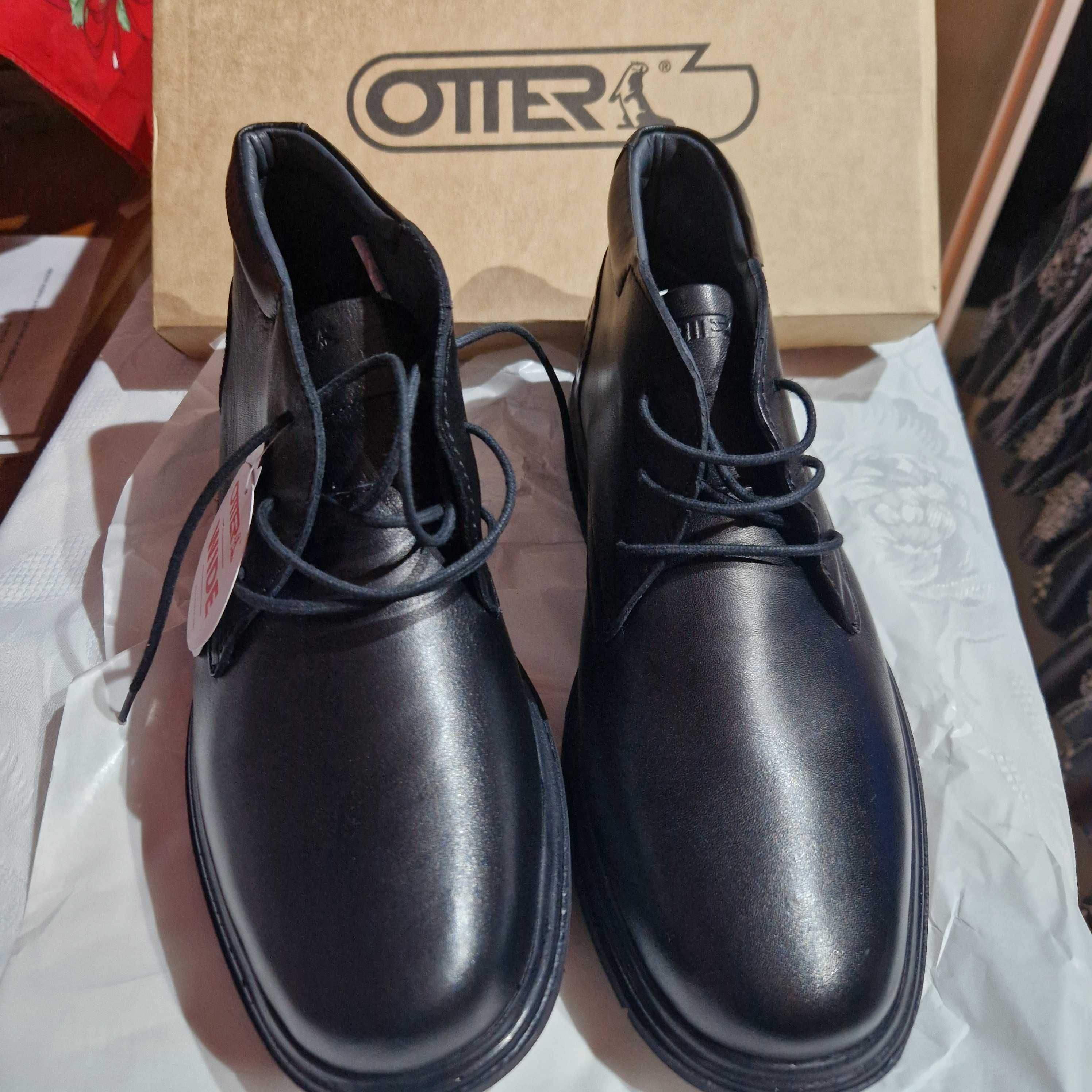Ghete Otter culoare
Negru, 43