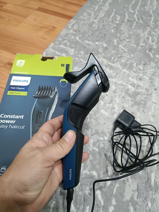 Mașina de tuns Philips