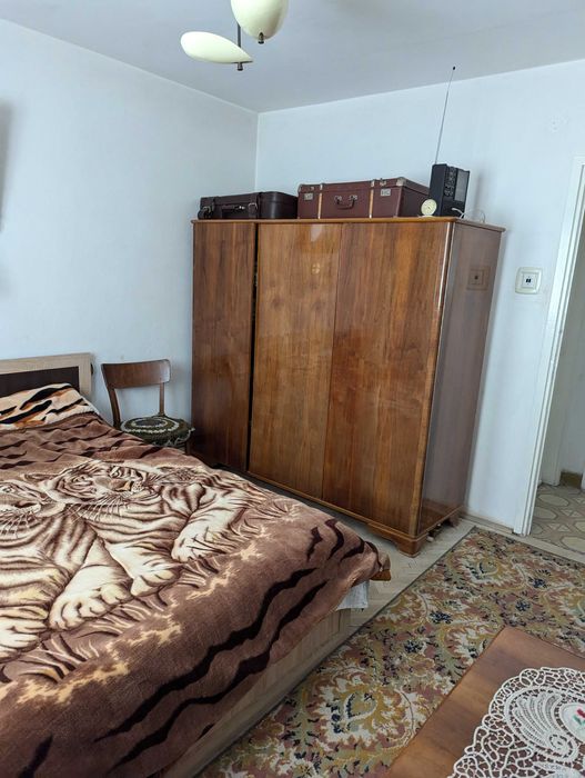 Apartament 3 camere - langa Crang