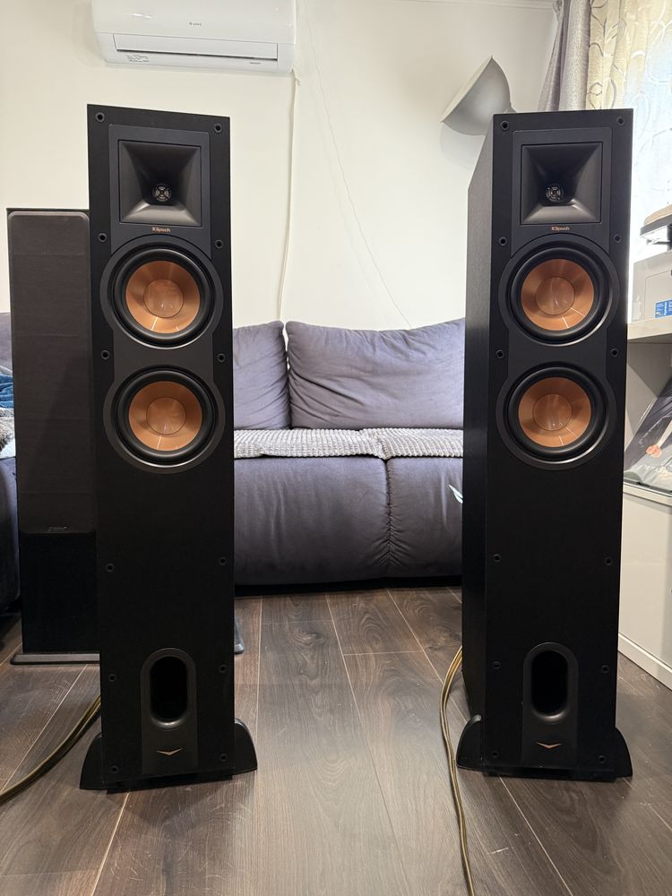 Boxe Klipsch R-26F,100W RMS,Seria Reference,Boxele Se Aud Foarte Bine