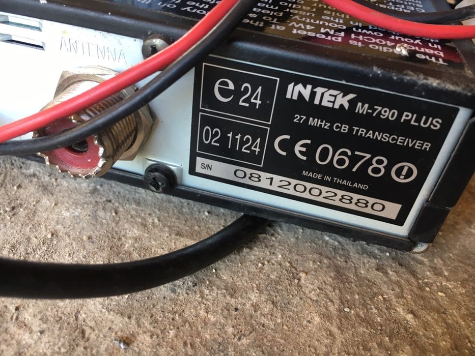 Statie emisie receptie cb intek m-790 midland