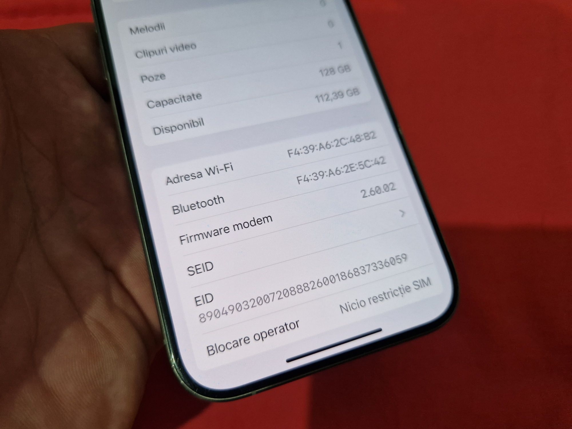 -Iphone 15Pro, 128Gb, 8Ram, bat: 90%, Natural Titanium, stare foarte b