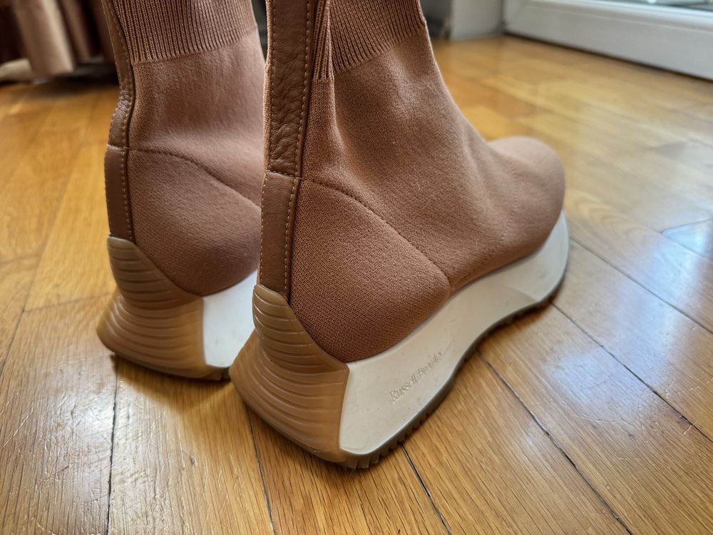 Обувки Russell&Bromley