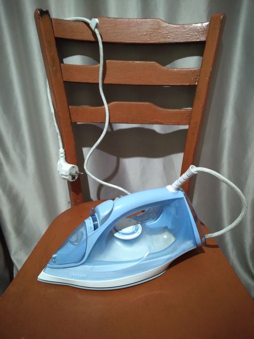 Продам утюг Phillips