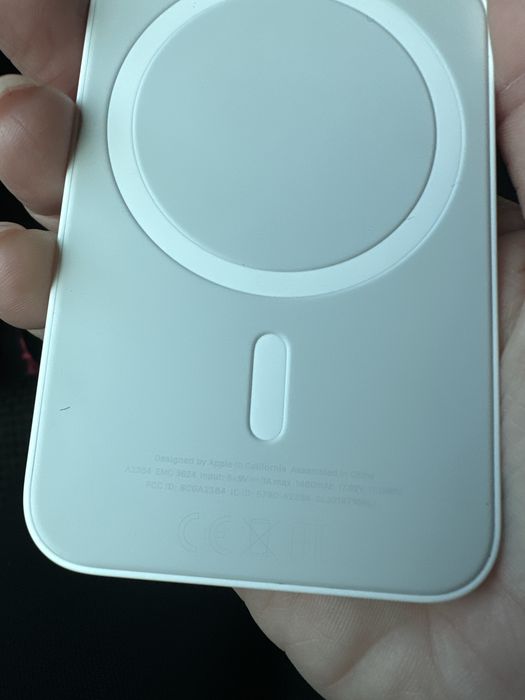 Външна батерия MagSafe Ray iphone
