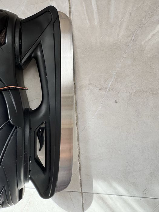 Кънките са нови.