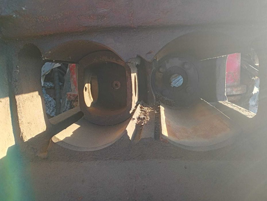 Продам  ЦА 320 Т9 Насоса валы  2 штуки