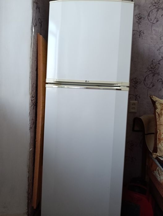 Продам холодильник.