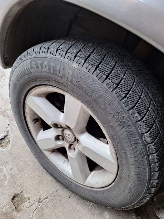 Vând Toyota rav4 sau schimb