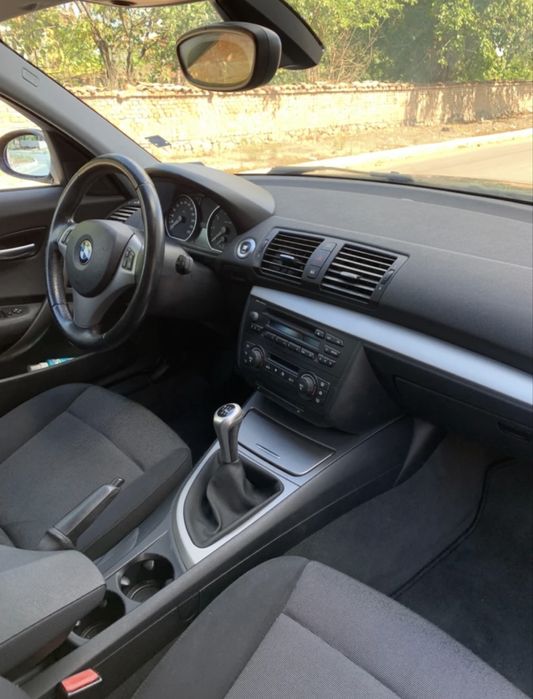 кола BMW 116 бензин