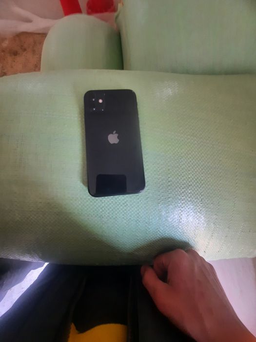 Iphone 11 64 talik 73 yomks ochilmagan