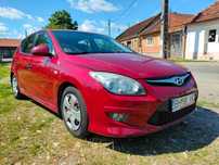 Vând autoturism 1.4 benzină – stare bună, proprietar unic