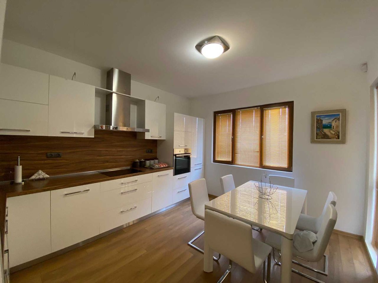 Продава се Къща в Баня - 390 кв.м за 744 €/кв.м - Снимка #11