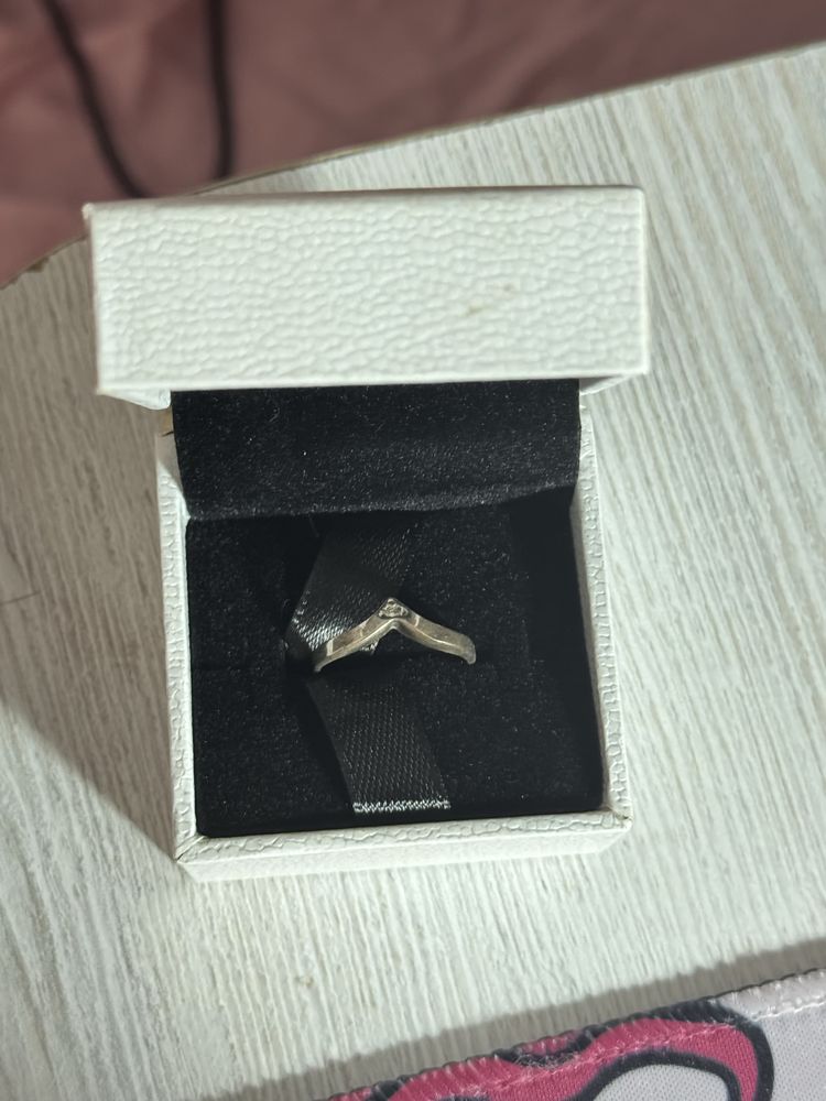 Серебряное кольцо
