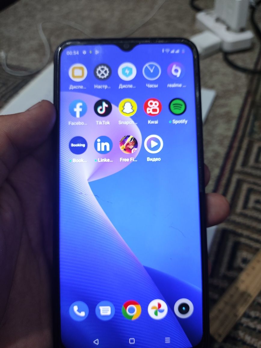 Продаетеся телефон Realme c33