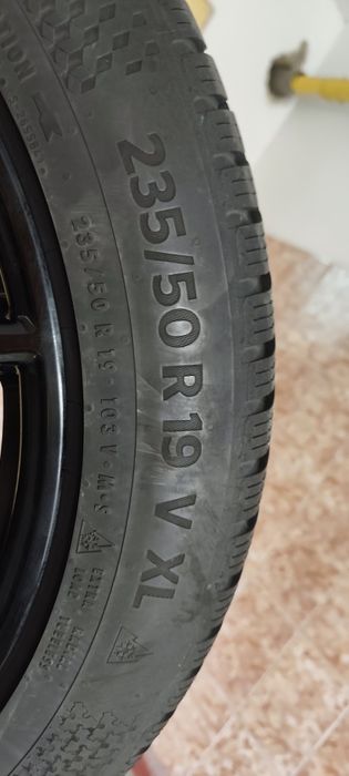 Roți iarnă Skoda/jante/anvelope iarnă 235/50/19/Continental/dot2023/Vw