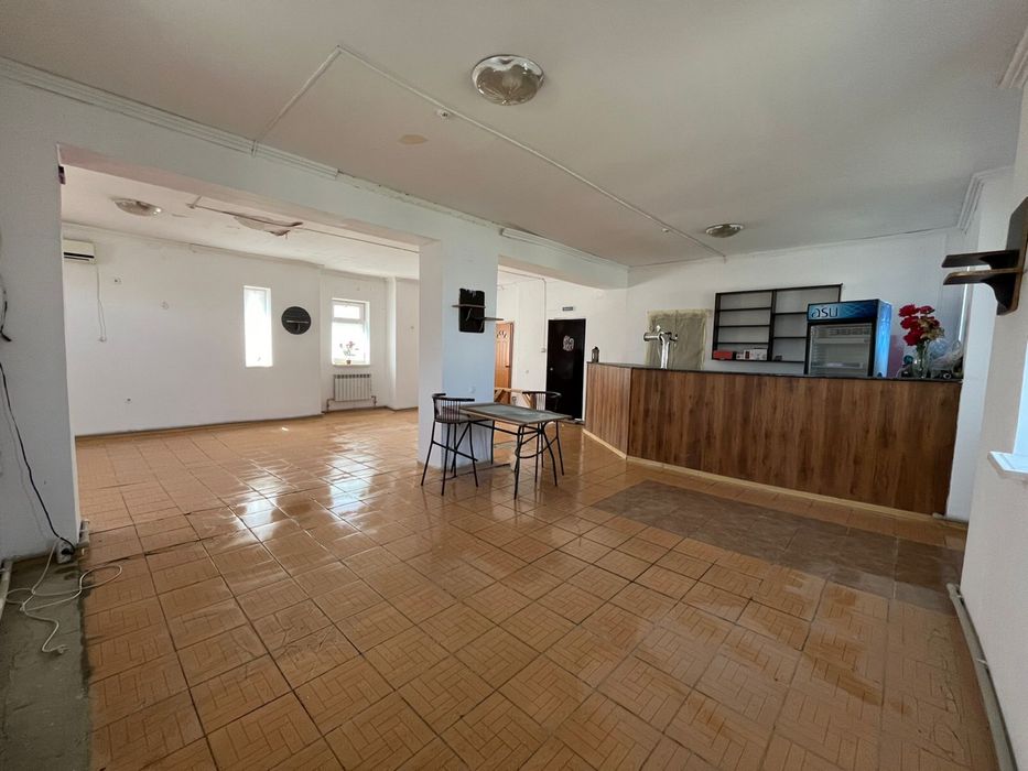 Продаётся здание (бывшее мини-кафе) в мкр. Береке(контейнерная)