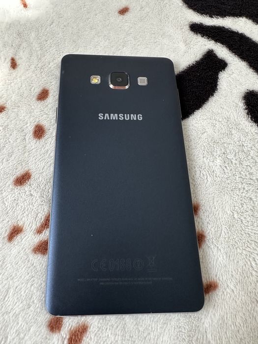 Vand Samsung Galaxy A7 display defect