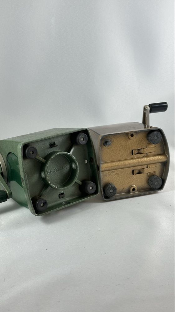 Ascutitoare vechi cu manivela Faber Castel vintage de colectie