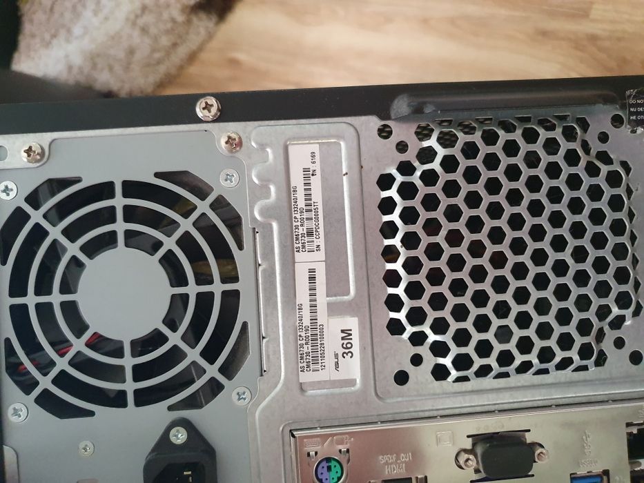 Vand unitate Asus.