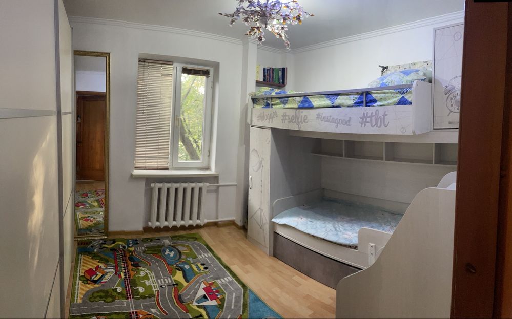 Сдам в аренду 3 комнатную в центре коктем1