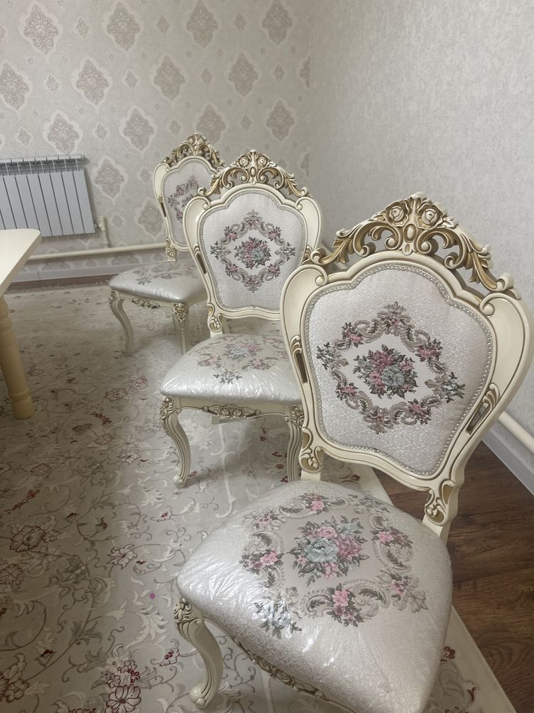 Стулья отличного качества