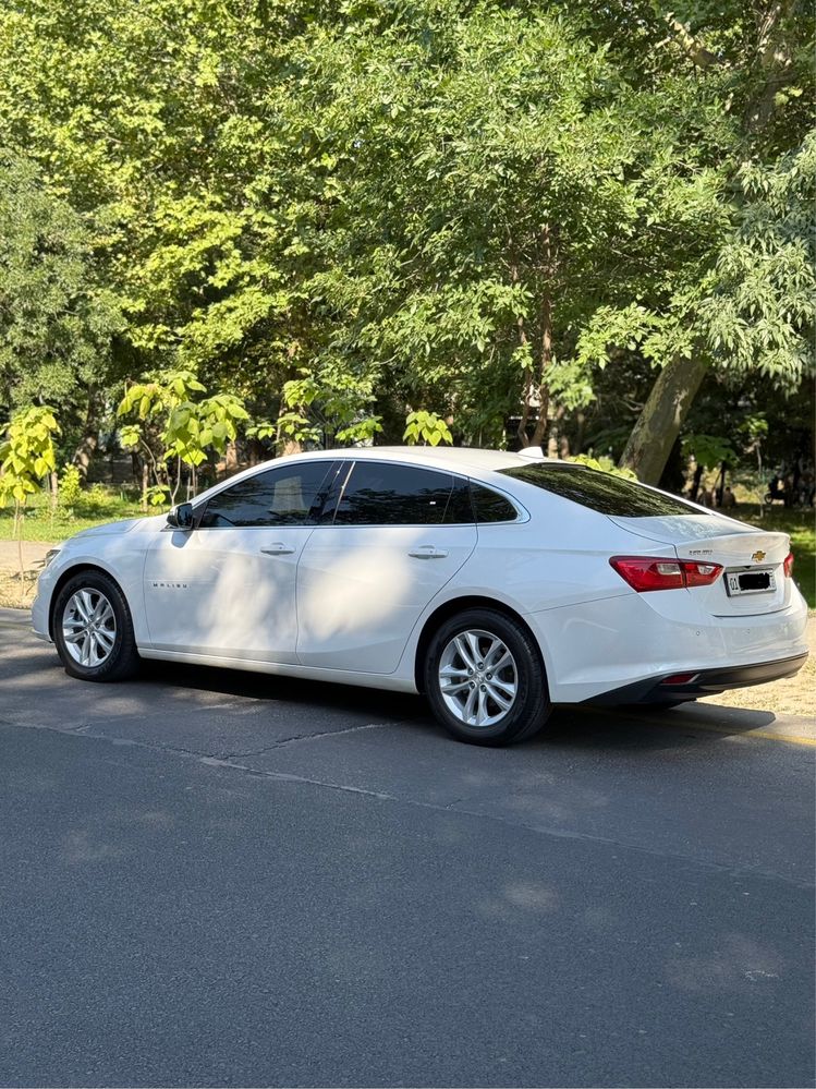 Chevrolet Malibu 2 LT, 2,4 motor