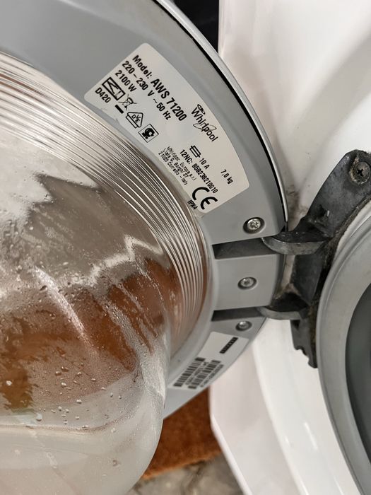 Masina de spalat rufe WHIRPOOL AWS 71200 slim 6th sense 7kg A+++