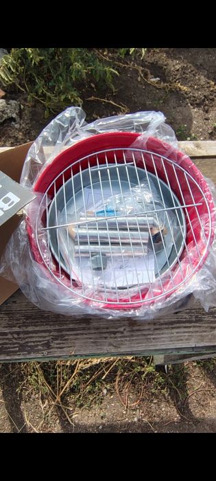 Grătar pe carbuni pentru picnic