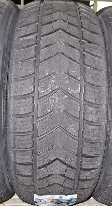 205/50 R17, 93Vxl, LINGLONG (Serbia), Anvelope iarna M+S, Aderenta A