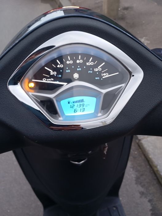 Urgent vand piaggio liberty125/ 2019/abs