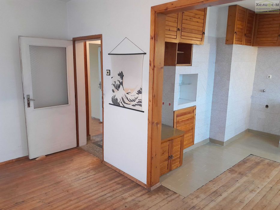 Продава се Тристаен апартамент в Монтана, Широк център - 100 кв.м за 1270 €/кв.м - Снимка #1