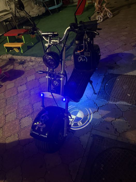 Vând Scuter electric