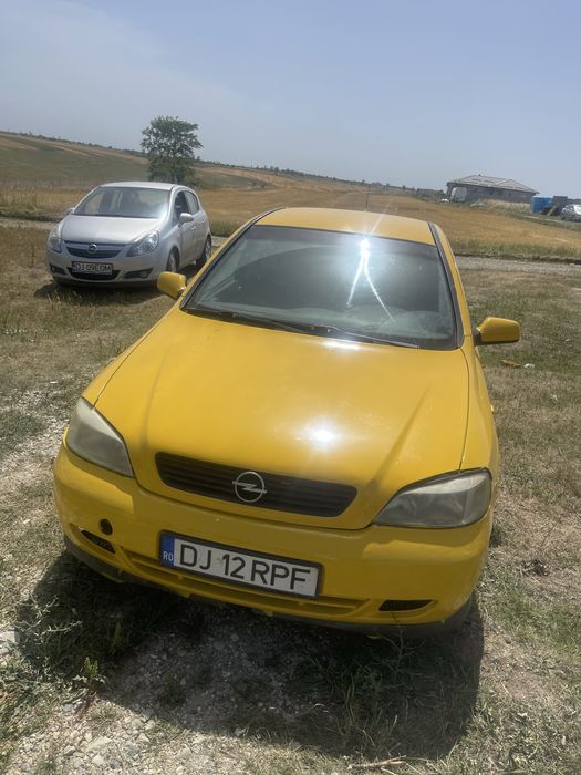 vand  sau schimb opel astra g