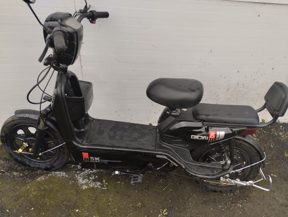 Продам Электровелосипед SK8 Электро скутер 16дюйм 2024 М черный