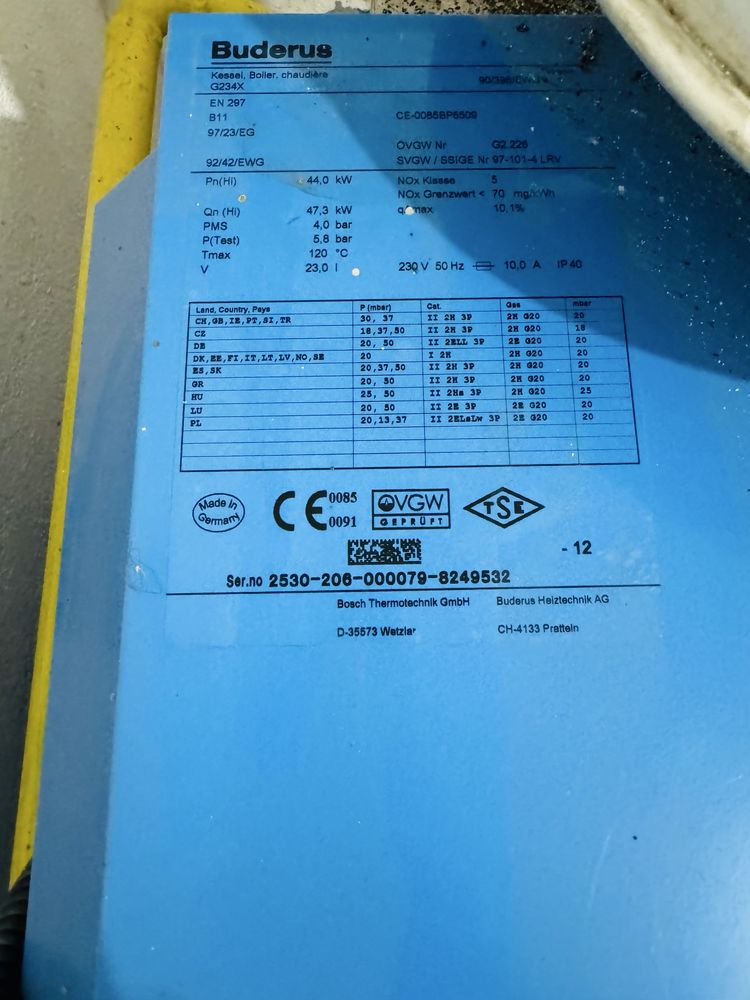 Vand centrala Buderus logano g234, pe gaz si fara accesorii