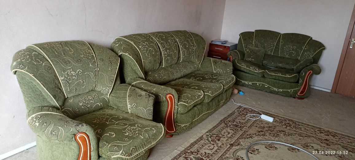 диваны 3, 2,продам и кресло