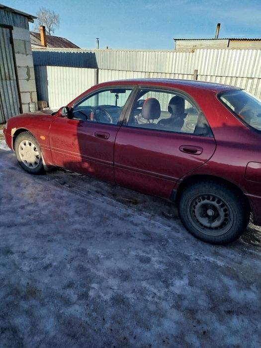 Продам автомашину Мазда 626