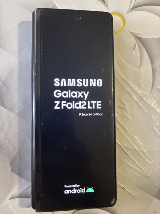 Продам телефон  Z Fold2 256 gb