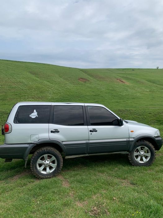 Nissan terrano  motor 2.7 tdi 4x4 cu reductor