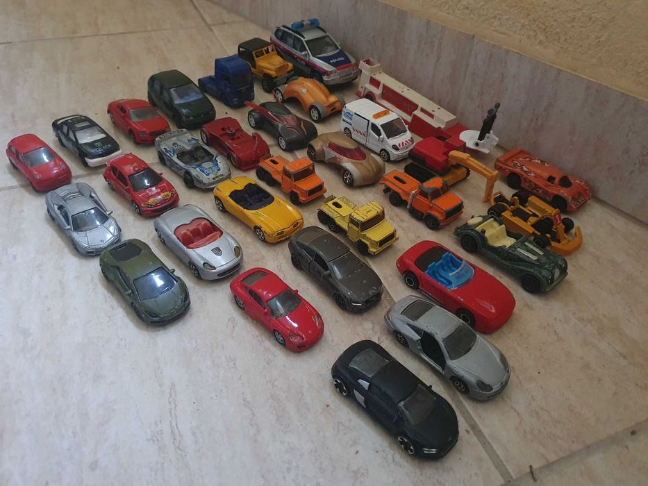 Метални колички за колекция