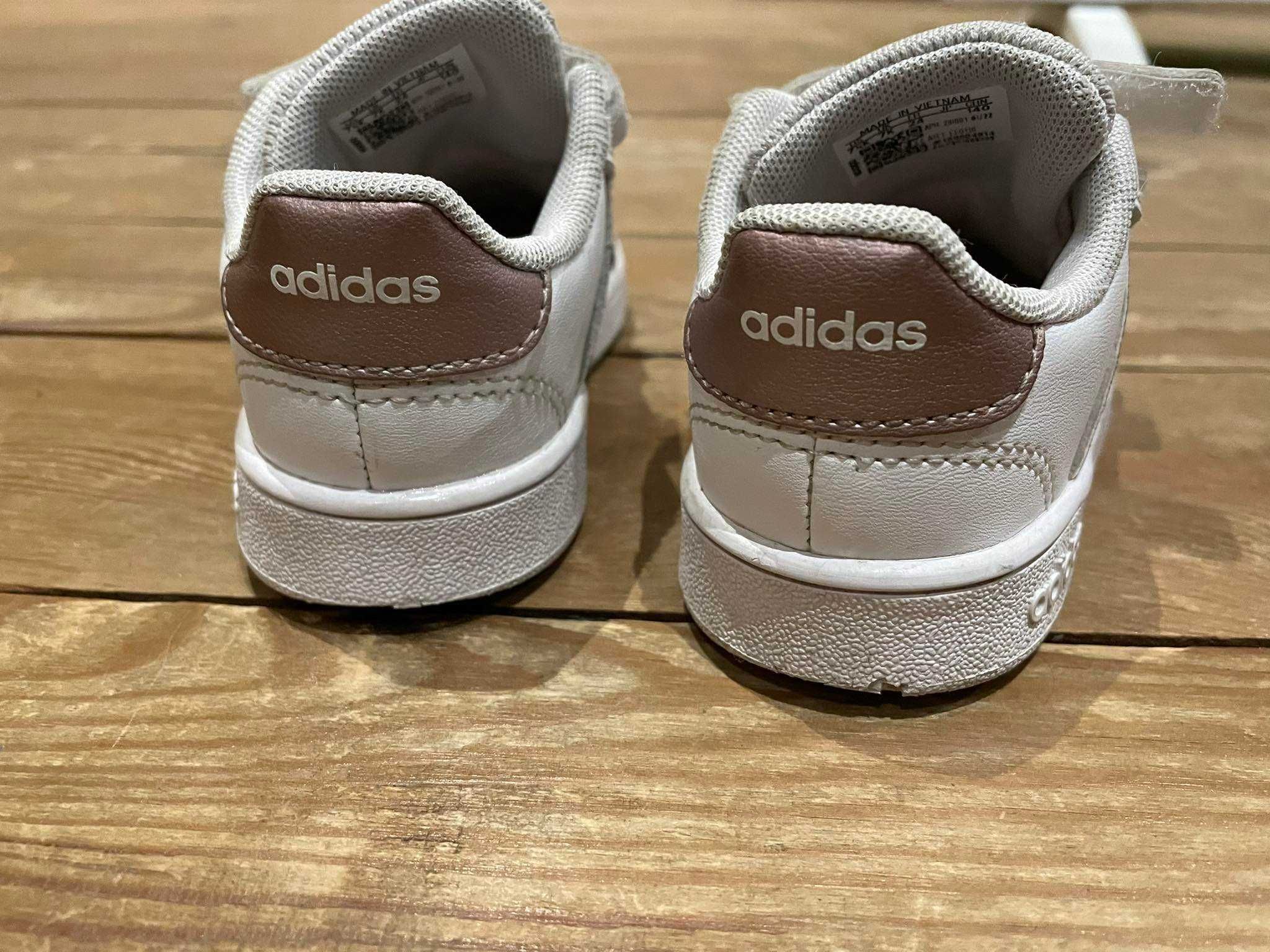 Детски обувки Adidas