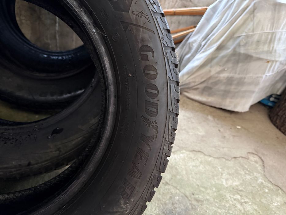 Vând Cauciucuri All seazon